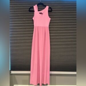 Sleeveless Pink Maxi Dress with Keyhole Detail
